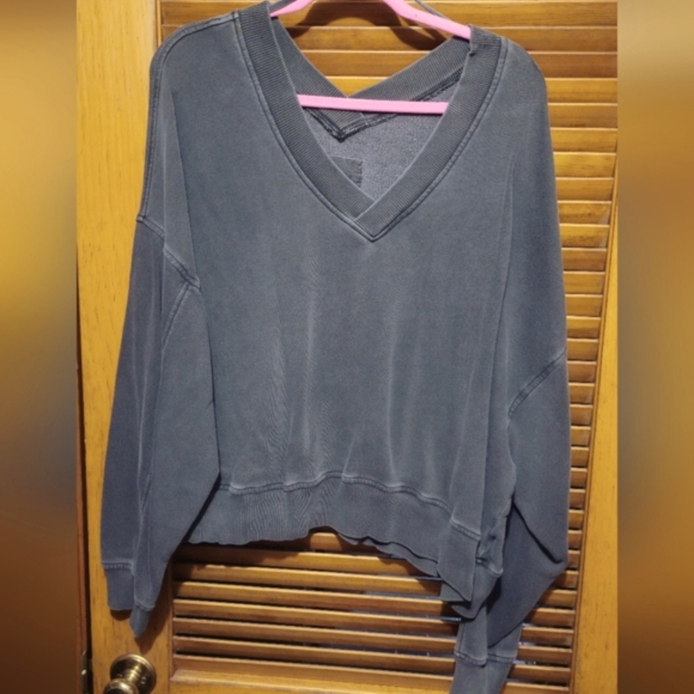 Aerie Fleece V-neck Sweatshirt